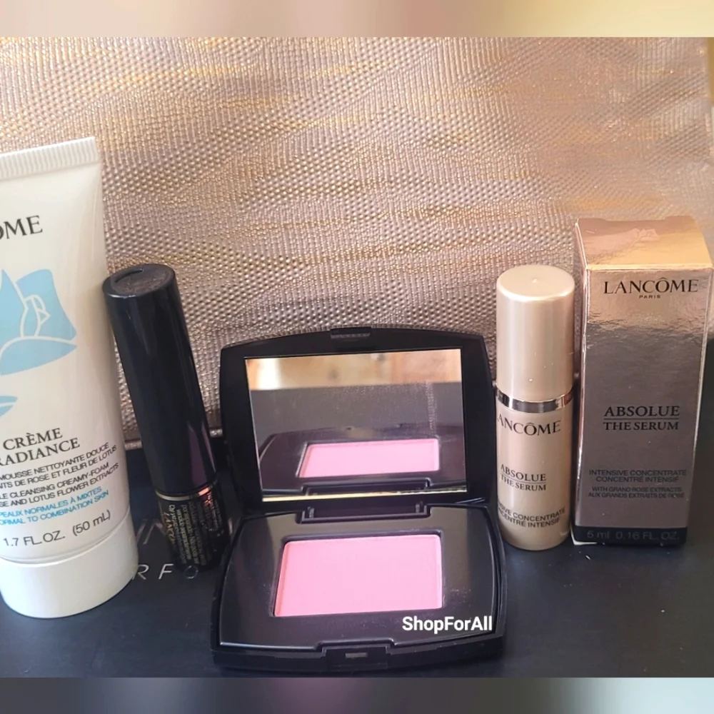 Lancome 5 PIECES, SERUM, BLUSH, MASCARA, CLEANSER, BAG